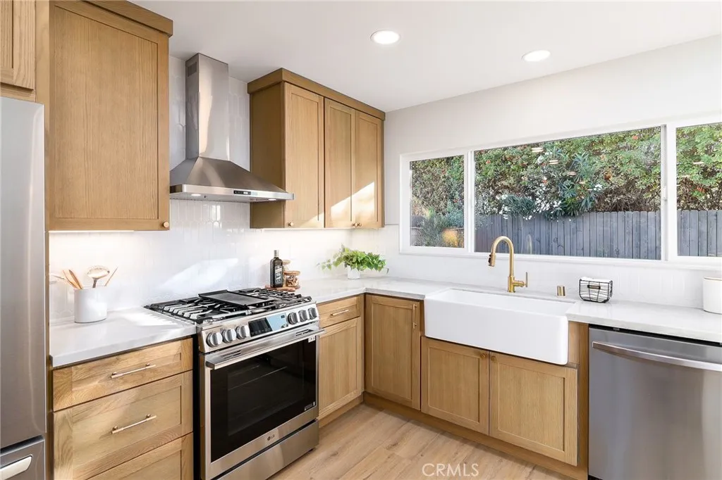https://cdn.realtyfeed.com/cdn/127/306697579/27f502b1b103b7d4d511e675cc7d8f04.webp