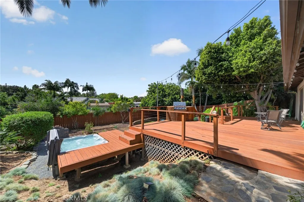 https://cdn.realtyfeed.com/cdn/127/306697611/1a85f67b3824fd30117fae687df7a484.webp