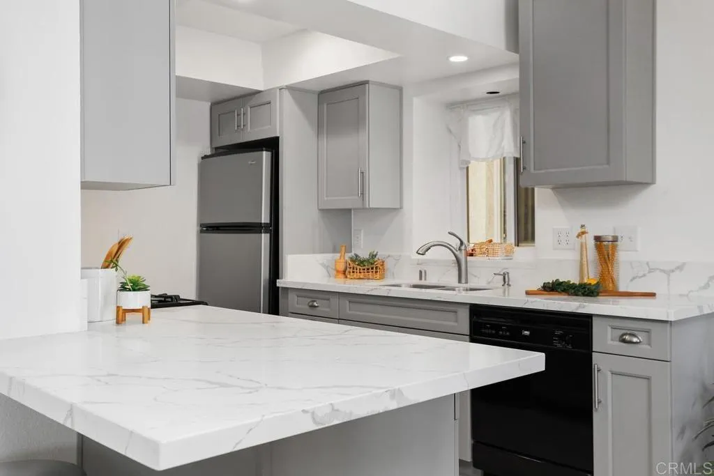 Photo #4: NDP2603835 Listing: Photo #4