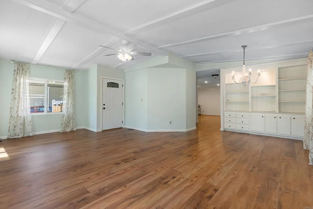 https://cdn.realtyfeed.com/cdn/127/306697639/31fb55c9c838a5c5765908d3c6472f28.webp