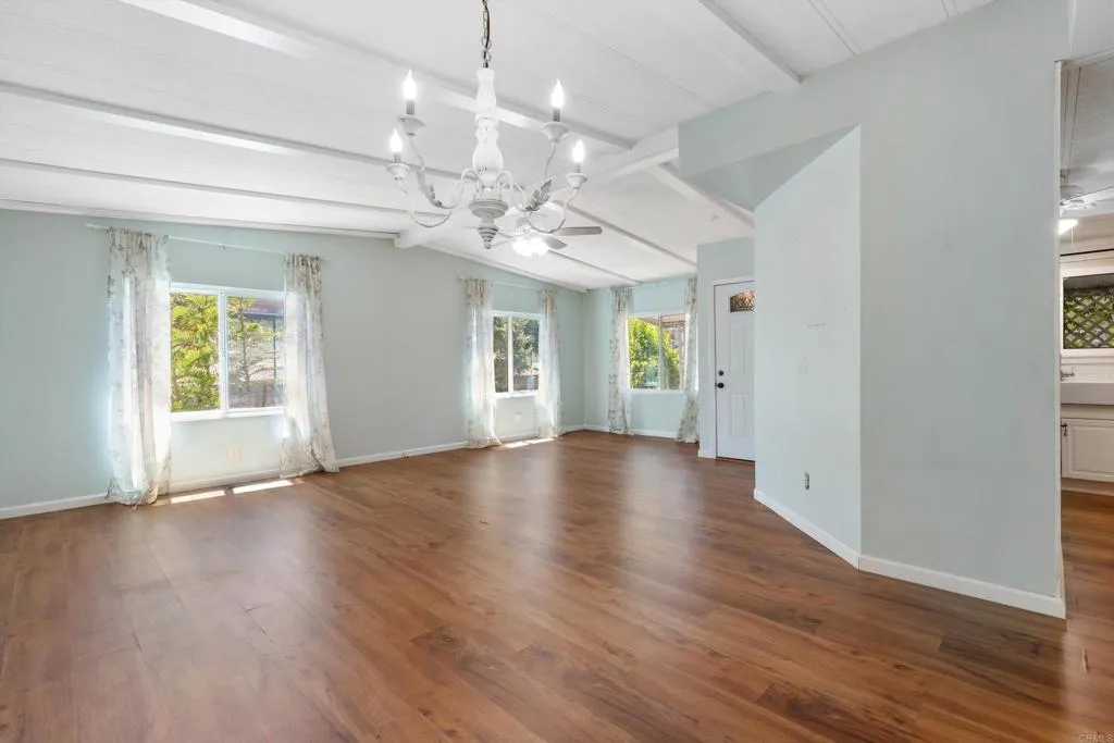 https://cdn.realtyfeed.com/cdn/127/306697639/709e60a0e4648859e45a1bfb8162c5e4.webp