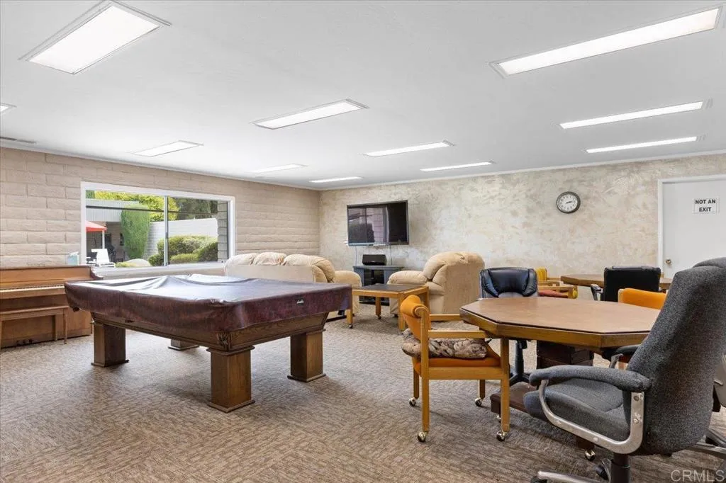 https://cdn.realtyfeed.com/cdn/127/306697639/8b77108b272b62bb04383adea324df94.webp