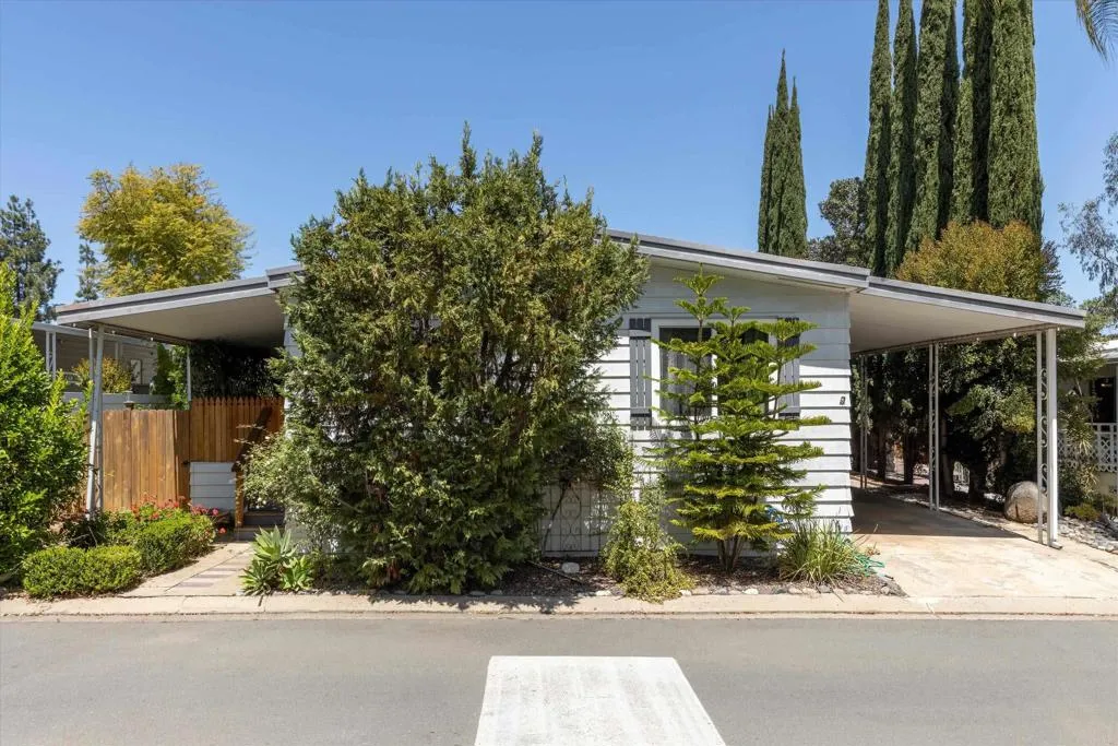 1751 W Citracado Unit 315, Escondido, CA 92029 - Main photo, Escondido, CA