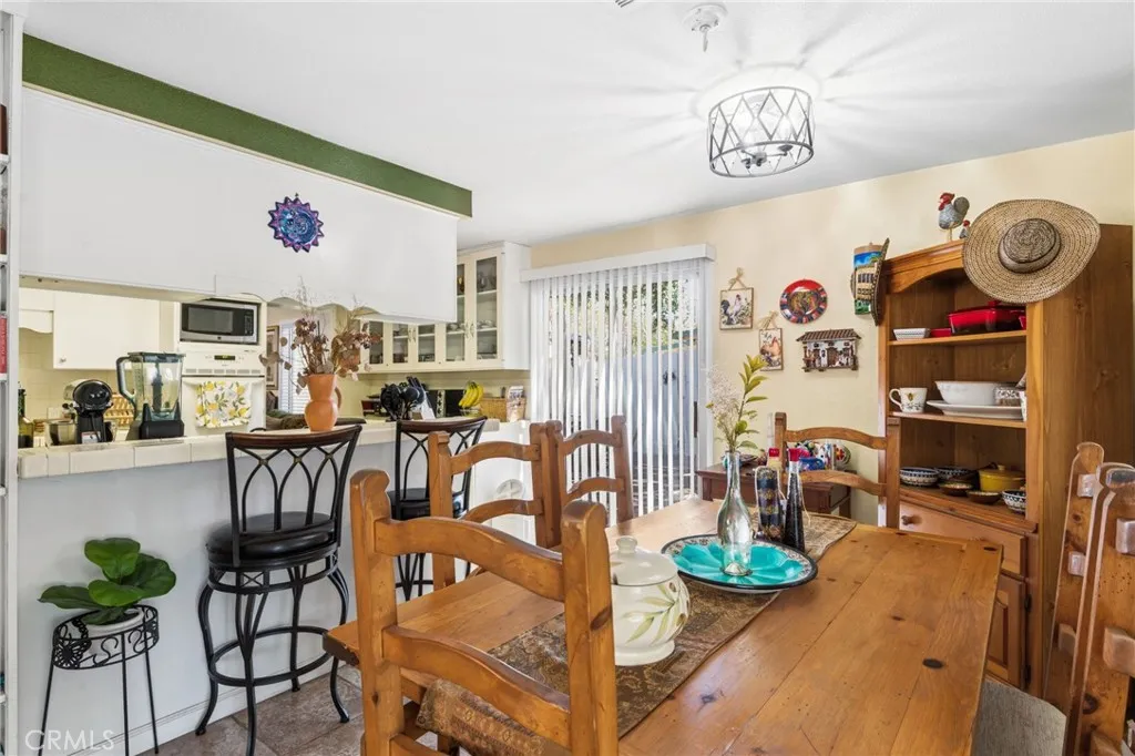 https://cdn.realtyfeed.com/cdn/127/306697642/1a73789228eb1f8dacc9cfa10203c6e3.webp