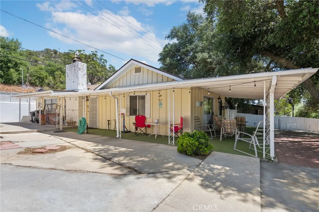 https://cdn.realtyfeed.com/cdn/127/306697642/62f6f8a4d3d687b59cf400633555a222.webp