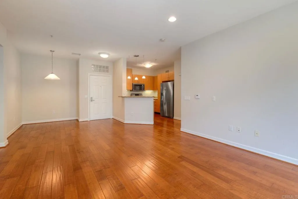 Photo #5: NDP2603837 Listing: Photo #5