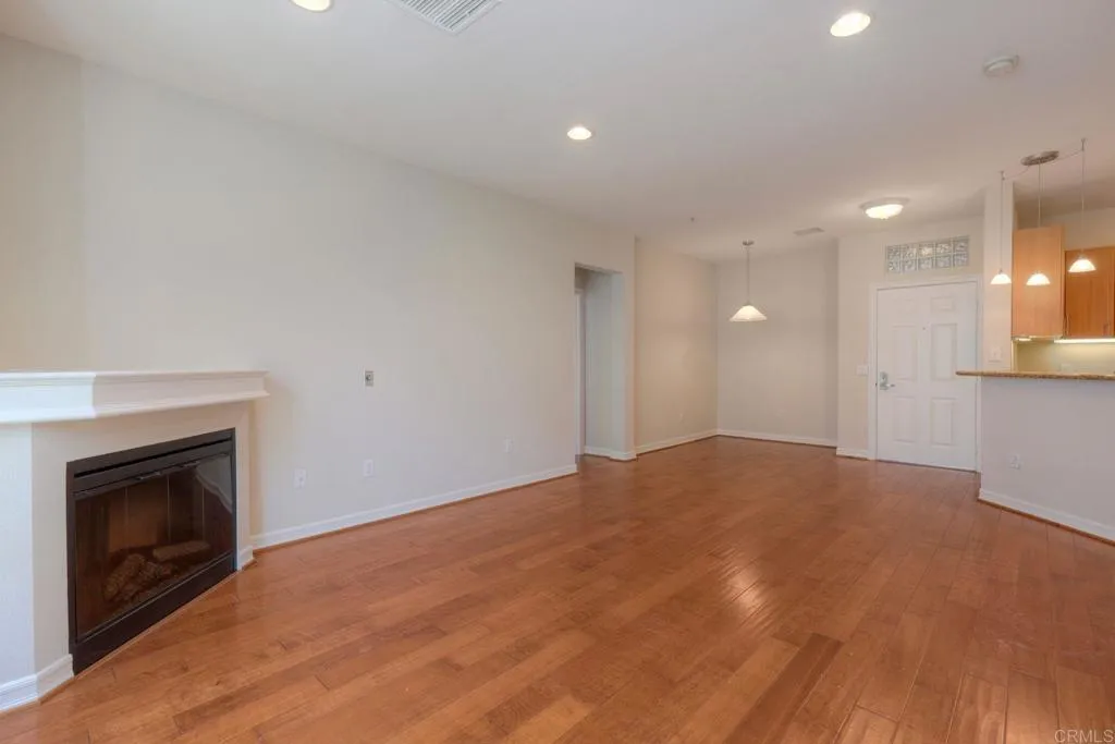 Photo #4: NDP2603837 Listing: Photo #4