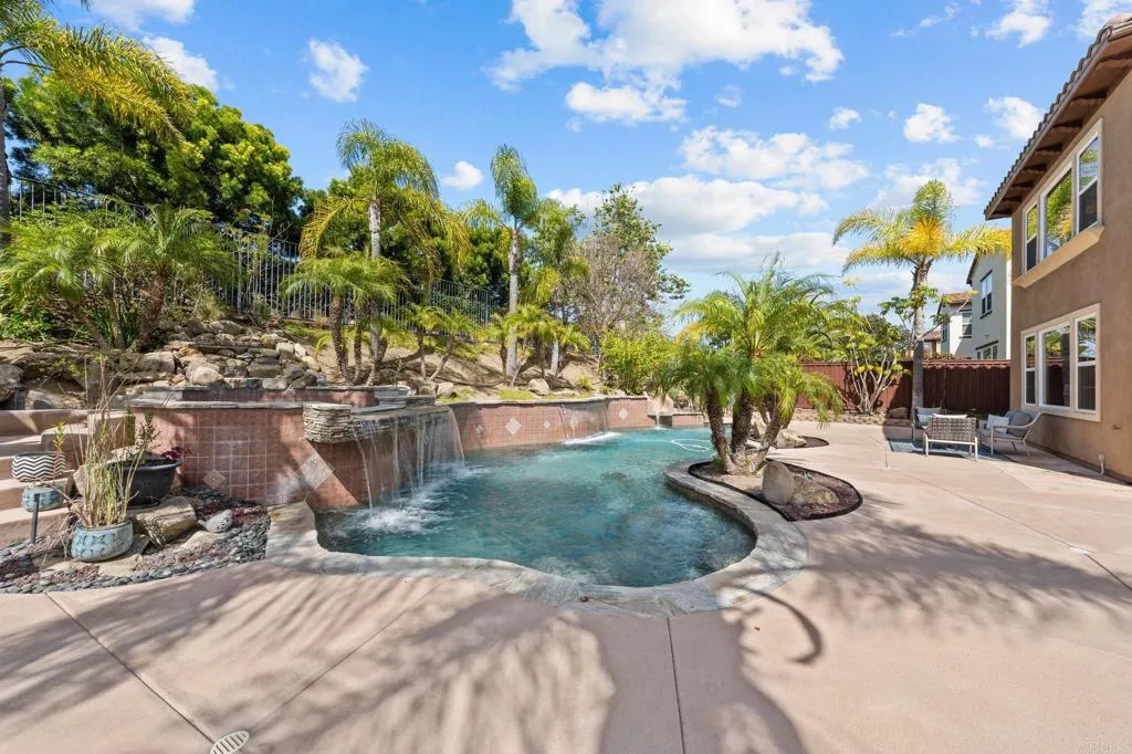 https://cdn.realtyfeed.com/cdn/127/306699833/5eeea9ede5c75d1b1c3ce657fd39d4e9.webp