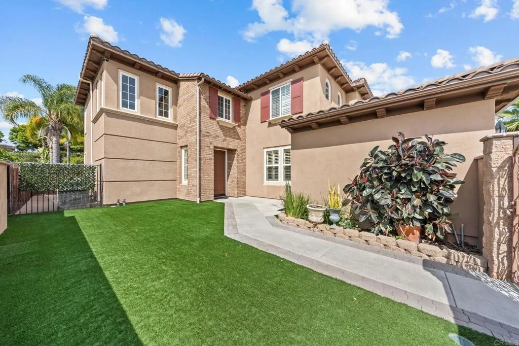 https://cdn.realtyfeed.com/cdn/127/306699833/652c64e80ac60d8ed31062b5e195b20d.webp
