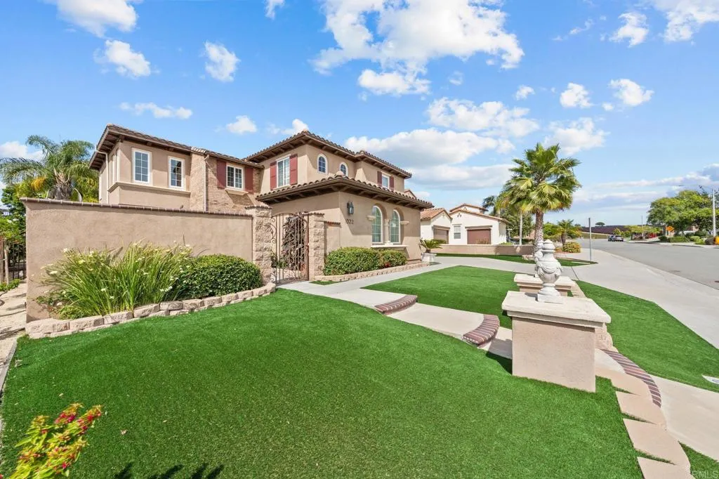 https://cdn.realtyfeed.com/cdn/127/306699833/a0b8ccc621bc0085bb0cda93101789b7.webp