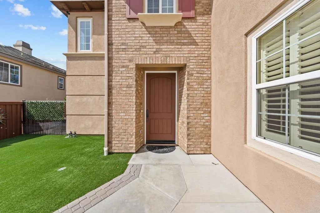 https://cdn.realtyfeed.com/cdn/127/306699833/ab28f5180ffe3addb274201bdc0eed7c.webp