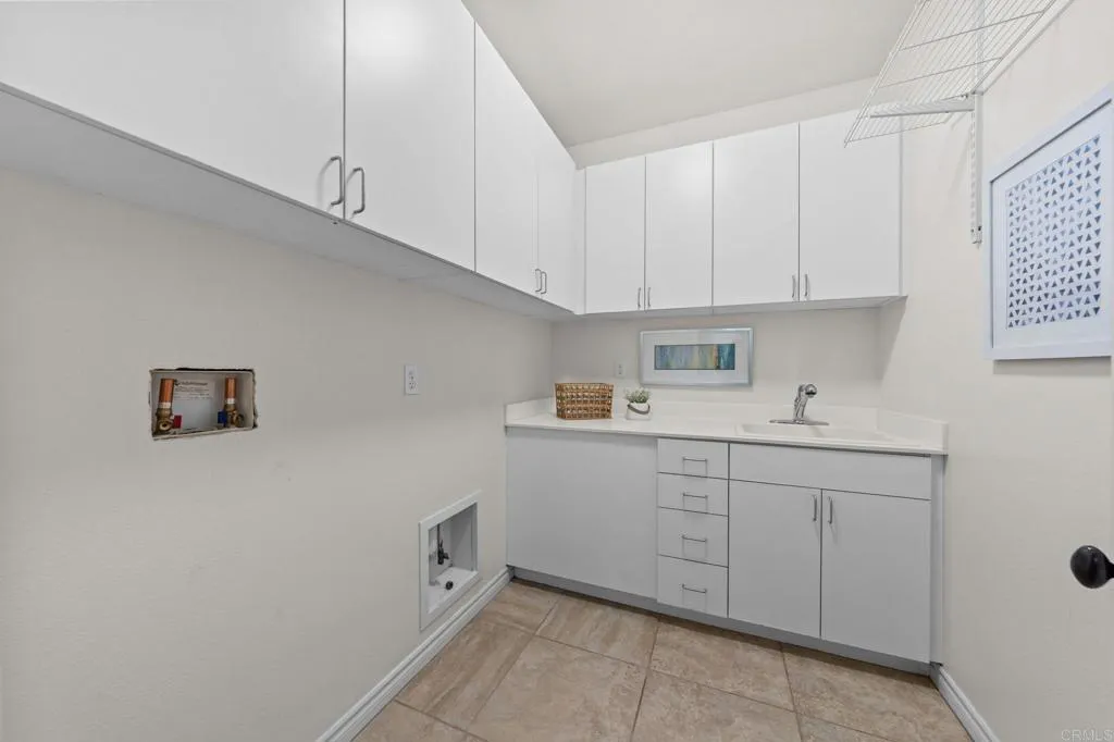 https://cdn.realtyfeed.com/cdn/127/306699833/cb23ae3e398e5568d20b5ce4d26eee6d.webp