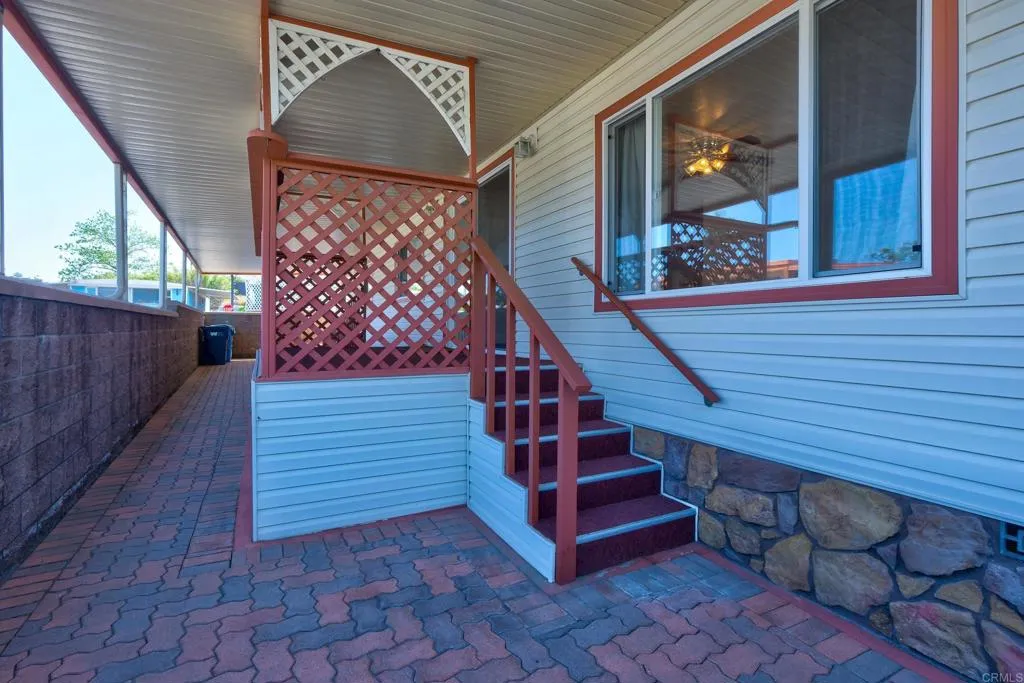 https://cdn.realtyfeed.com/cdn/127/306699863/17f6a2a9a49ab1132c728e79f6194b32.webp