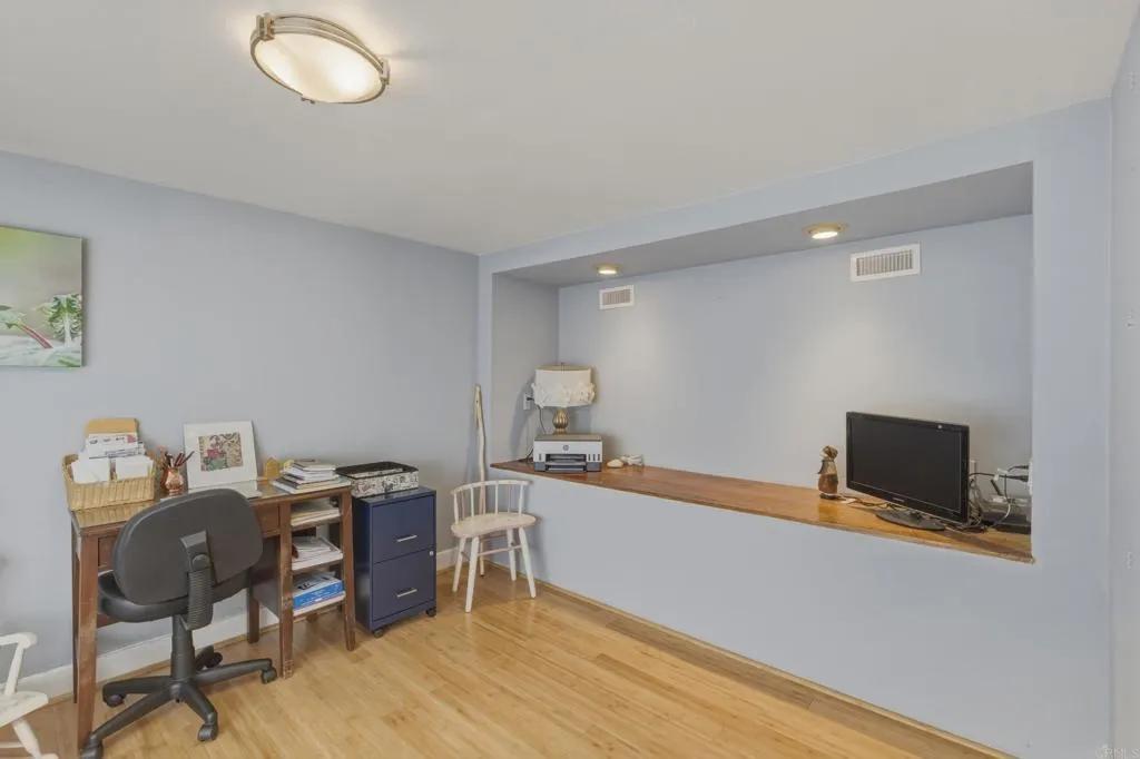 https://cdn.realtyfeed.com/cdn/127/306699872/014e7db501ca8133af4a7027ffa7f4aa.webp