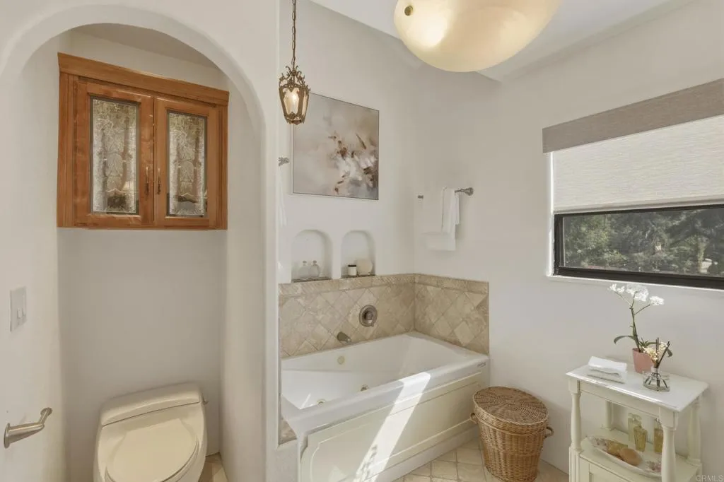 https://cdn.realtyfeed.com/cdn/127/306699872/2b97b93acd270b8e0b795a9ca839bfef.webp
