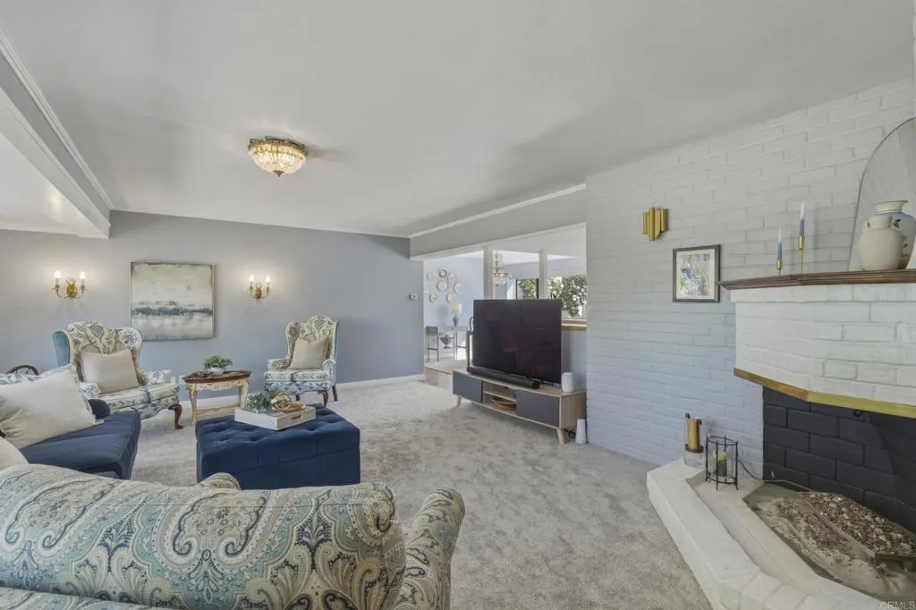 https://cdn.realtyfeed.com/cdn/127/306699872/5fa1844e7f42952dfcd1a47c249e0045.webp