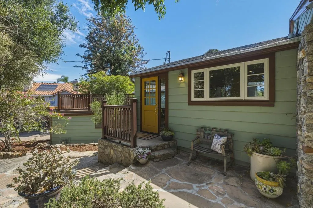 https://cdn.realtyfeed.com/cdn/127/306699872/628889ac99ef08405568ce0f11eb2fbe.webp