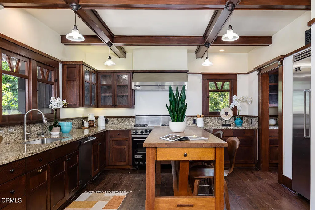 1361 Ridge Way, Pasadena, CA, 91106