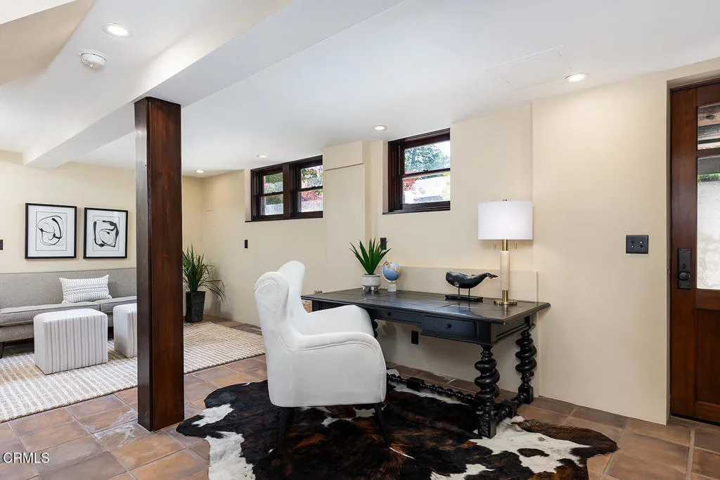 1361 Ridge Way, Pasadena, CA, 91106