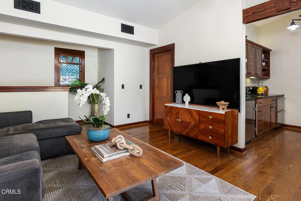 1361 Ridge Way, Pasadena, CA, 91106