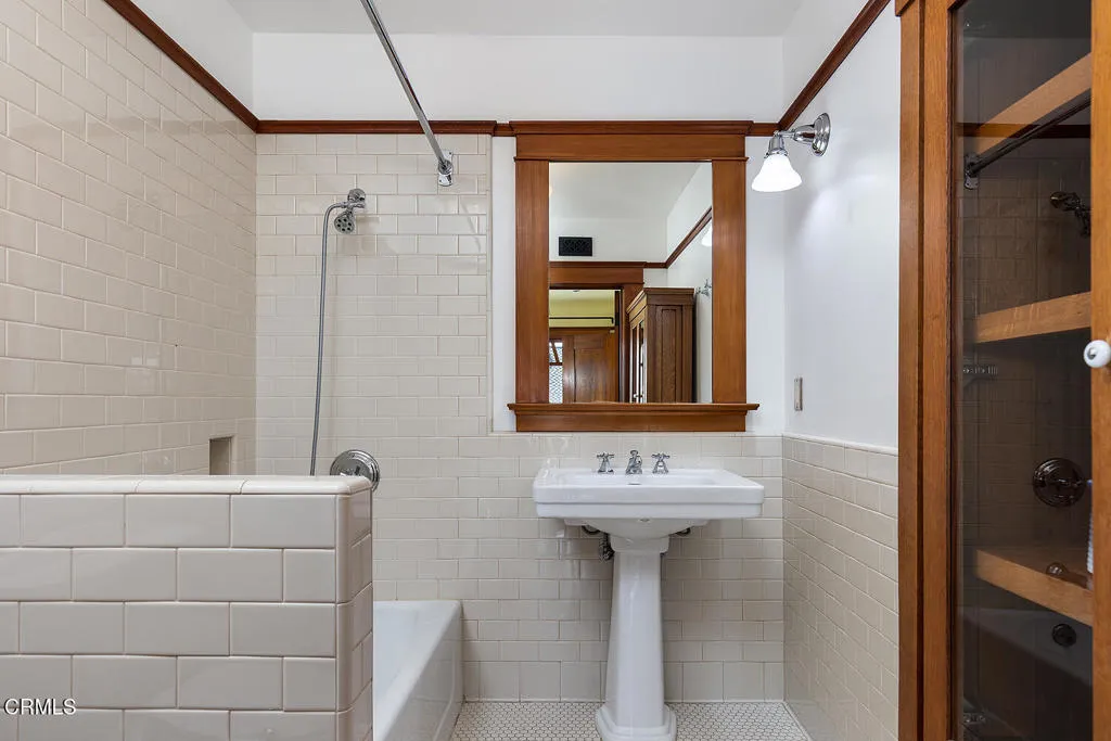 1361 Ridge Way, Pasadena, CA, 91106
