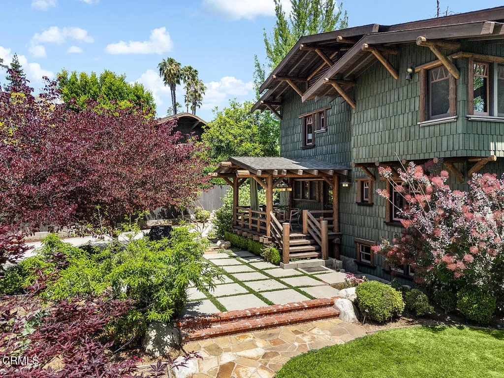 1361 Ridge Way, Pasadena, CA, 91106
