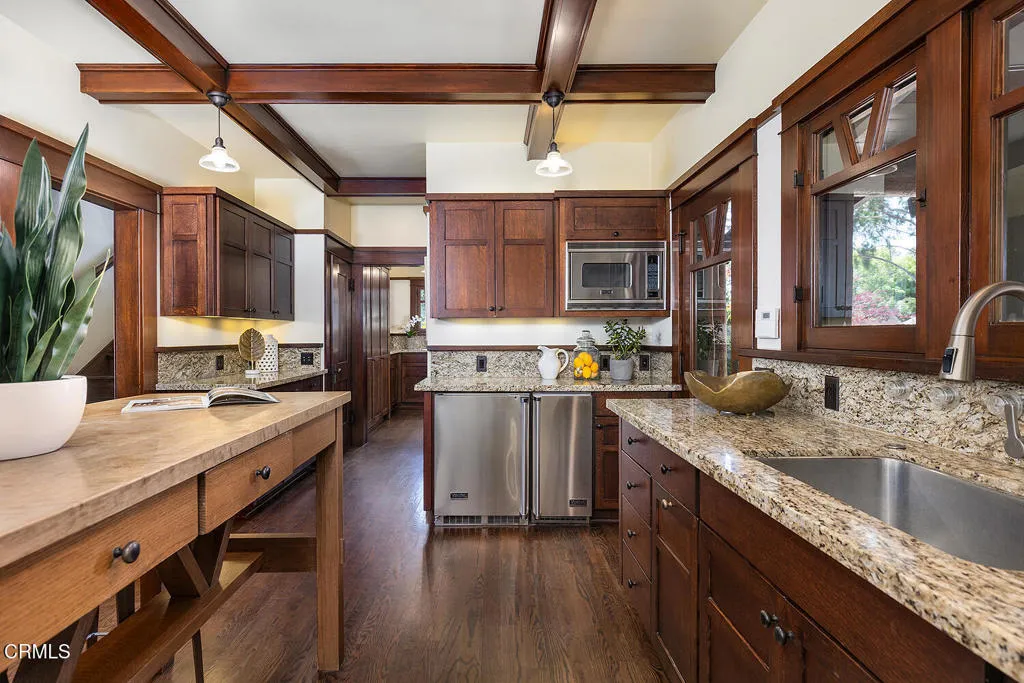 1361 Ridge Way, Pasadena, CA, 91106