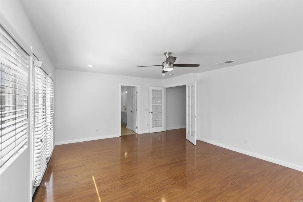 https://cdn.realtyfeed.com/cdn/127/306699887/1acbadcddda680c38bf36c8523c0c31a.webp
