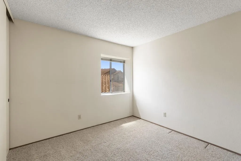 https://cdn.realtyfeed.com/cdn/127/306699937/05ea3ca0c7befab26e2b060f5dbafd43.webp