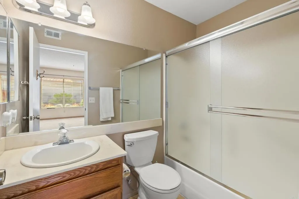 https://cdn.realtyfeed.com/cdn/127/306699937/090882e0c71c4b9a68d0b08598e37a1f.webp