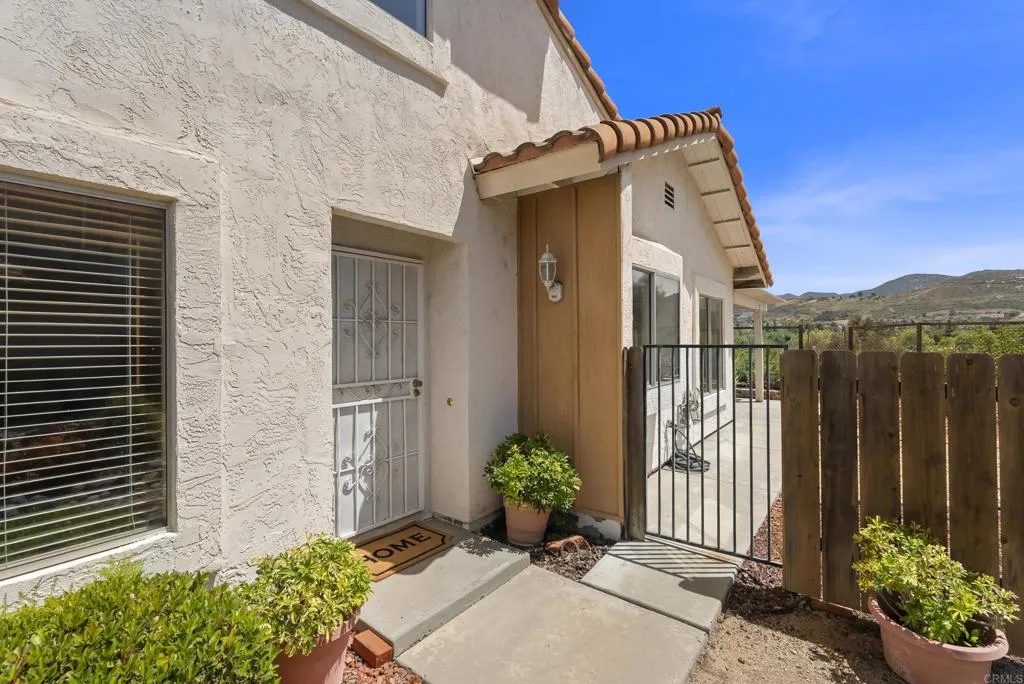https://cdn.realtyfeed.com/cdn/127/306699937/5c688ba646598413f6bd6a3d41136ca3.webp