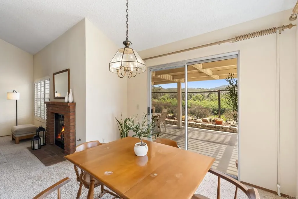 https://cdn.realtyfeed.com/cdn/127/306699937/77ec816e9d0c096df2d59ed619c5dc43.webp