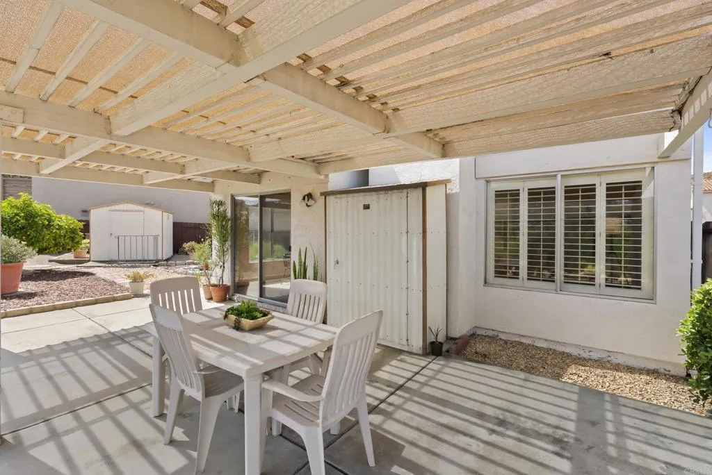 https://cdn.realtyfeed.com/cdn/127/306699937/aa1f0be89bc6375c23b0d5600410a903.webp