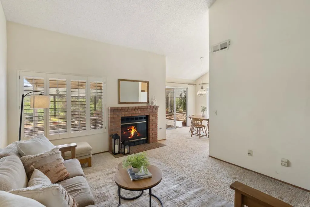 https://cdn.realtyfeed.com/cdn/127/306699937/d97cddf3e11f91c1184a08ced2968519.webp