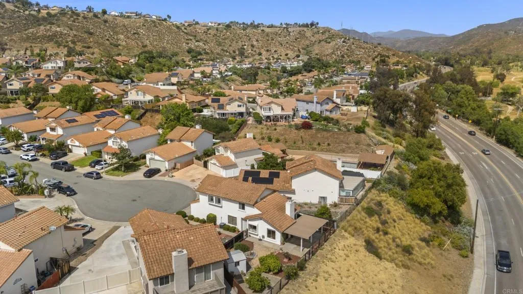 https://cdn.realtyfeed.com/cdn/127/306699937/e8f05295ee8fe45a0d895b0812d421a6.webp
