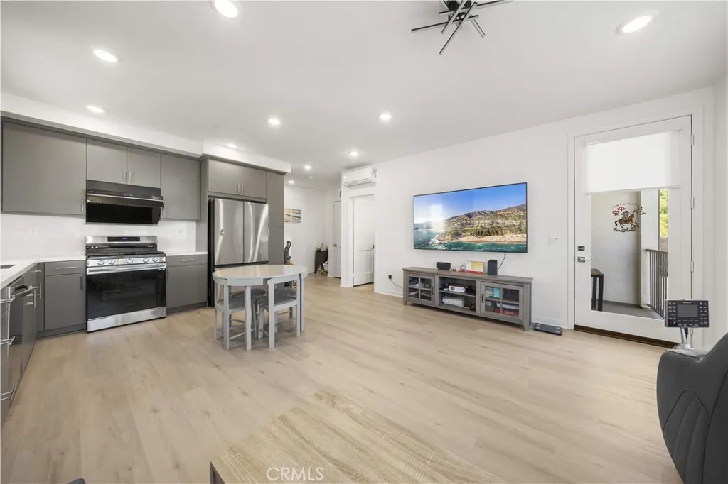 Mission Viejo, CA 92692