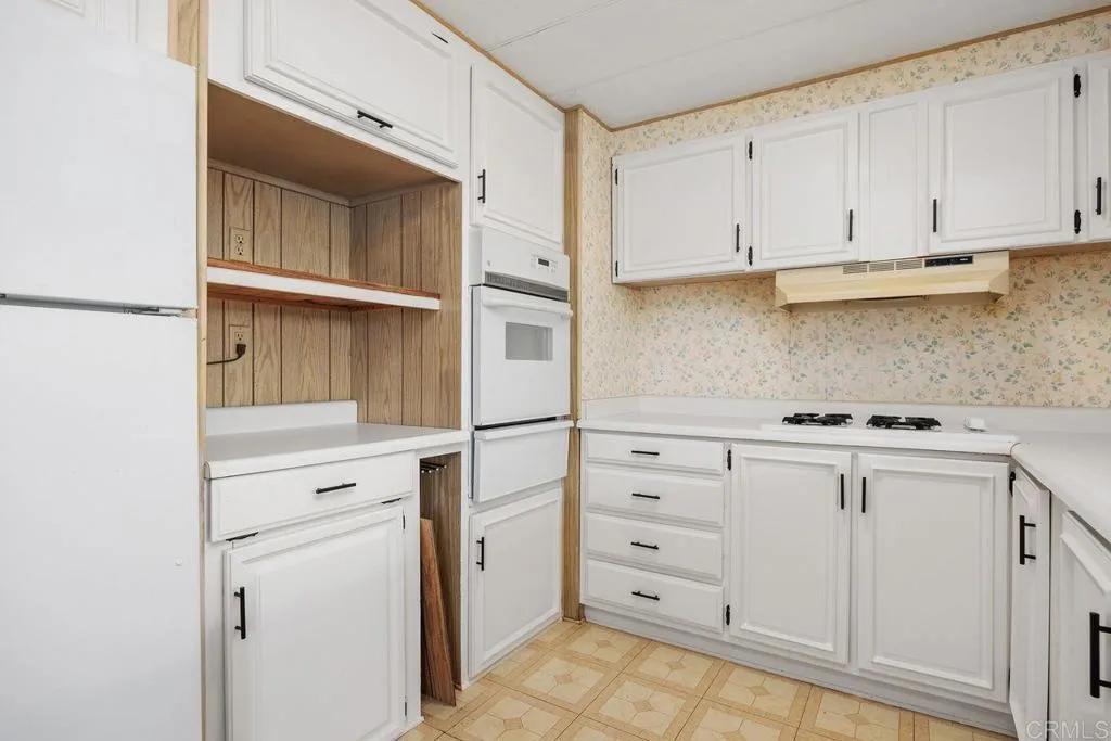 https://cdn.realtyfeed.com/cdn/127/306699953/712295ab57b254da6e8ff133ca4ed234.webp