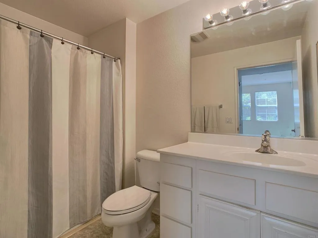 https://cdn.realtyfeed.com/cdn/127/306700010/77c7349ab30d8b5a5cb89dc68fb8f558.webp