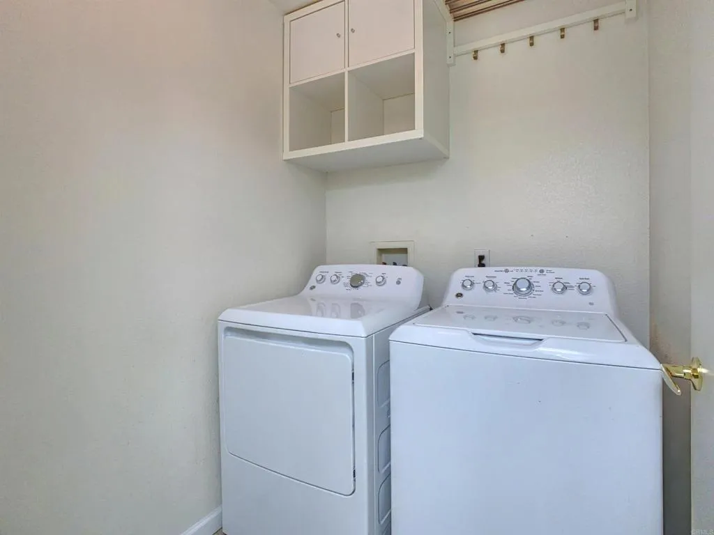 https://cdn.realtyfeed.com/cdn/127/306700010/a2d1686e7ee7cc86cf54f75a3d65c8fe.webp