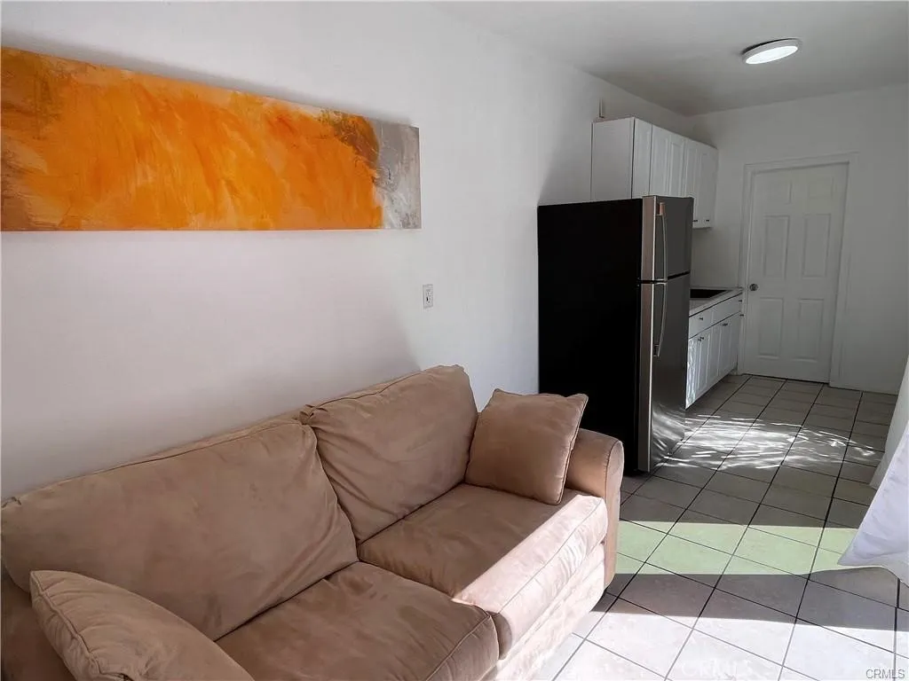 8561 Orion, North Hills, CA, 91343
