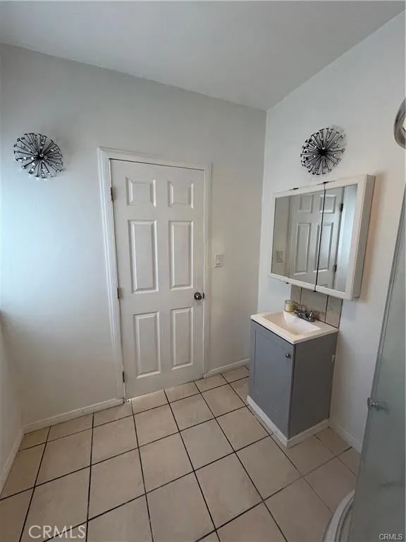 8561 Orion, North Hills, CA, 91343