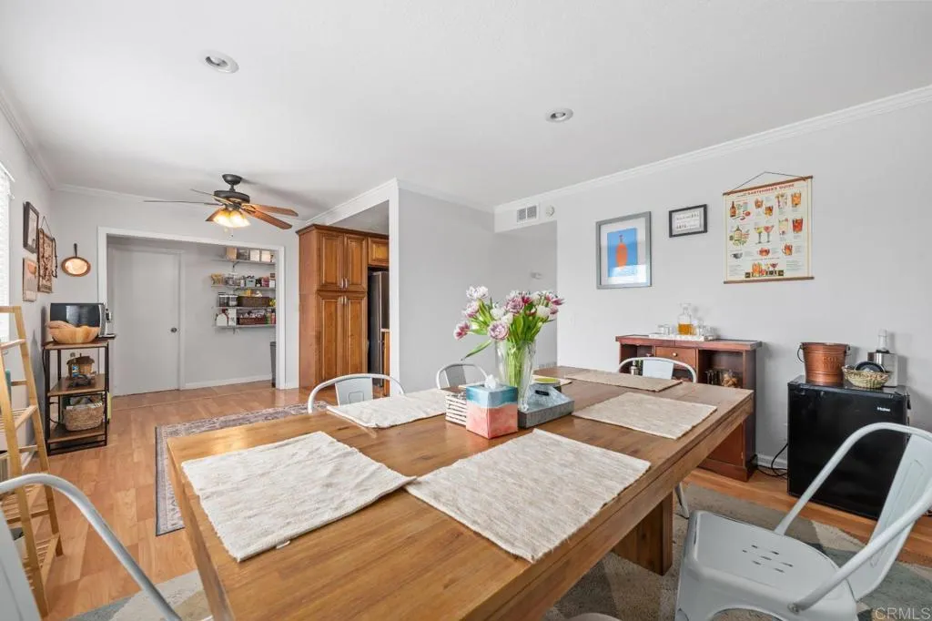 https://cdn.realtyfeed.com/cdn/127/306700061/45589c5794d0c5a82916c1f2abef015f.webp