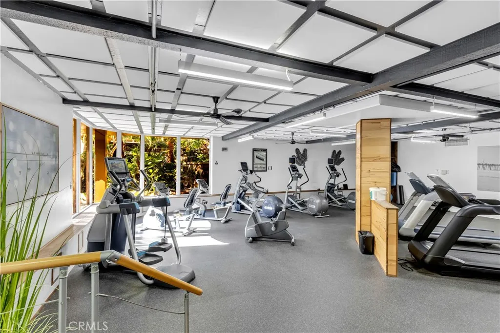 https://cdn.realtyfeed.com/cdn/127/306700084/8edbd147032811bacaec99eb416421cd.webp