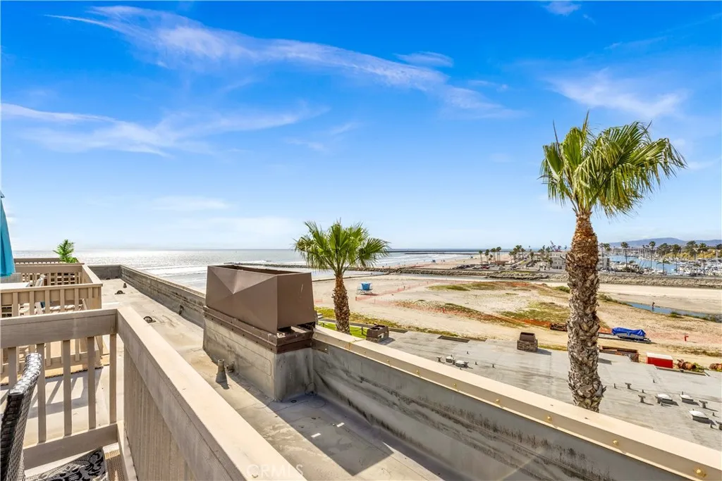 https://cdn.realtyfeed.com/cdn/127/306700084/f32840bc0831c02148de6979d8c4f4a7.webp