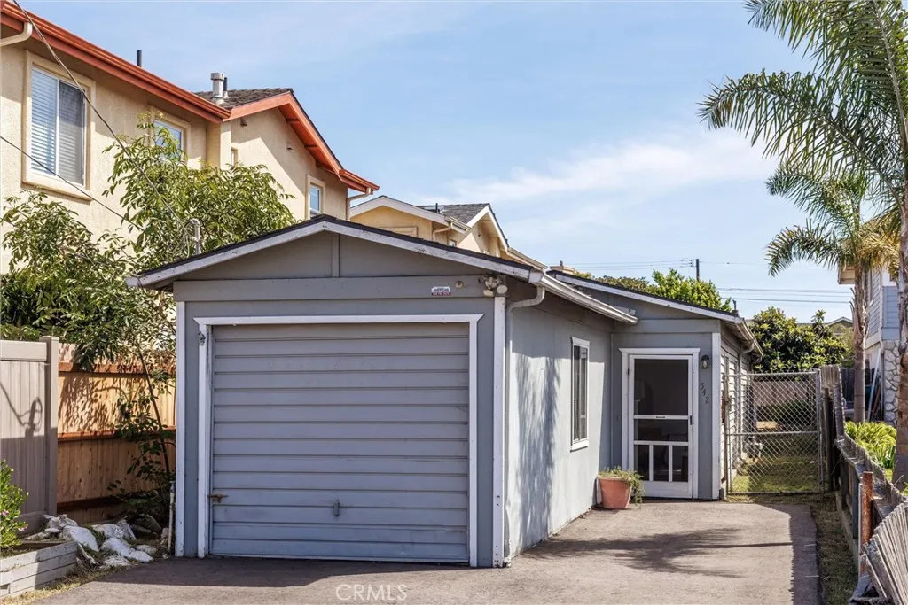 Grover Beach, CA 93433