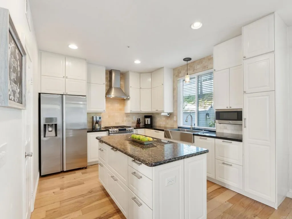 https://cdn.realtyfeed.com/cdn/127/306700132/2032d7ab6f39813746339da6af62f8fc.webp