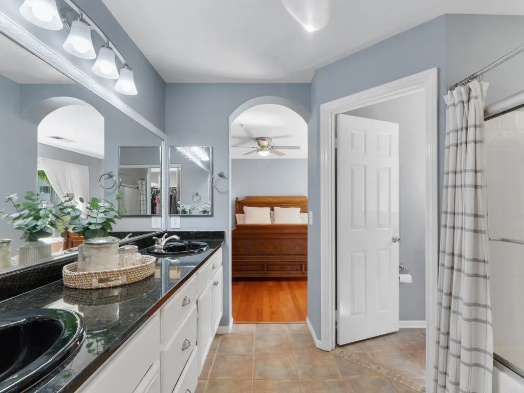 https://cdn.realtyfeed.com/cdn/127/306700132/828d7b7bcddc5693d6b90568da20796c.webp