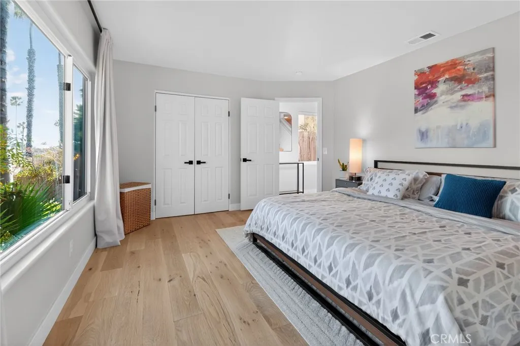 https://cdn.realtyfeed.com/cdn/127/306700134/12668840bbece98ae4fc8c05160ced04.webp