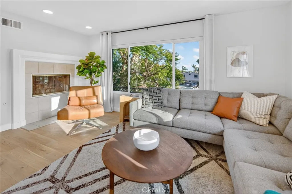 https://cdn.realtyfeed.com/cdn/127/306700134/cd0496dfa5a2688a961be97e8ecebd5c.webp
