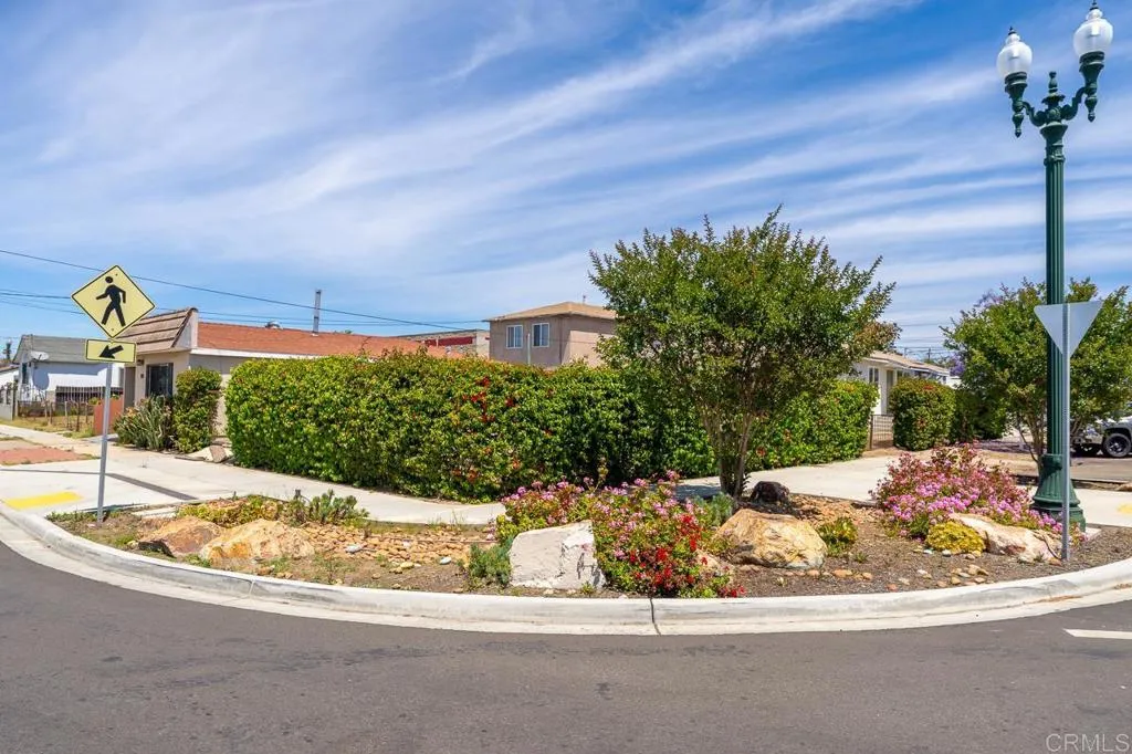 https://cdn.realtyfeed.com/cdn/127/306700148/179197d4ba8f13d972d86821a2583913.webp